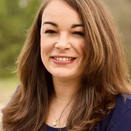 Elena Gunn Accounts Payable Technician Jpg Uai 427x427, Rock River Homes